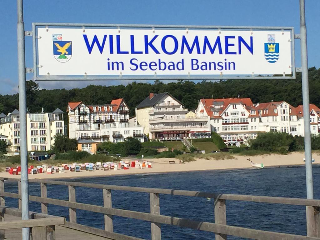 Panorama Hotel Bansin ゼーバート・ヘリングスドルフ エクステリア 写真