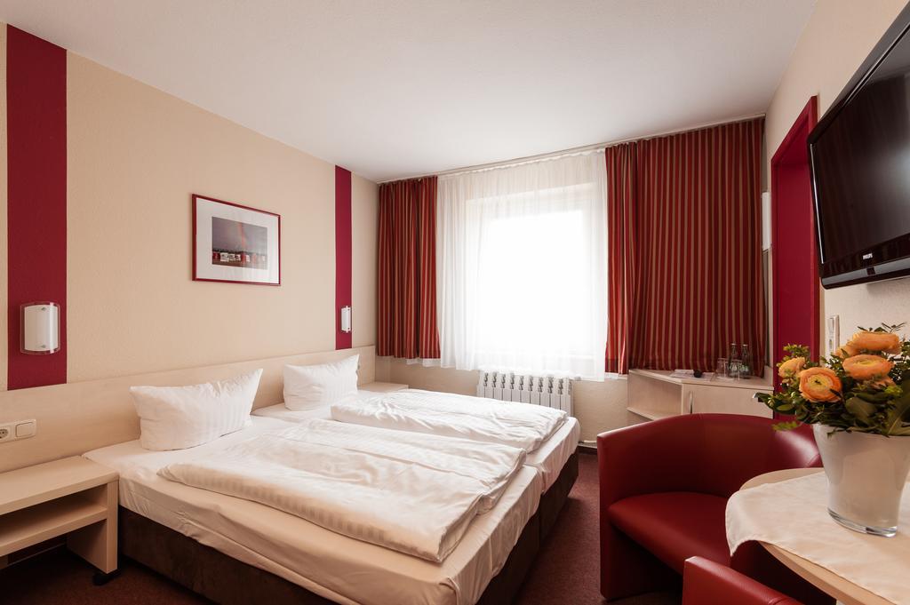 Panorama Hotel Bansin ゼーバート・ヘリングスドルフ 部屋 写真